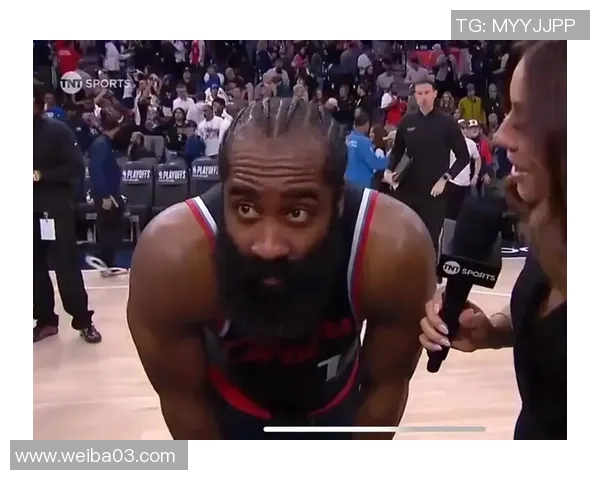 快船总裁直言抢七表现尴尬球员们深感羞愧与失望 快船总裁直言抢七表现尴尬球员们深感羞愧与失望